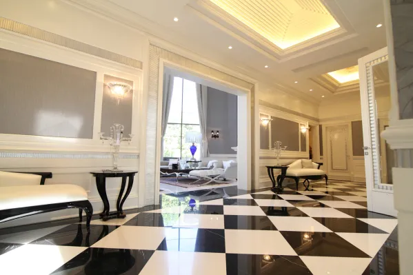 EMIRATES HILLS E93 - Project Image